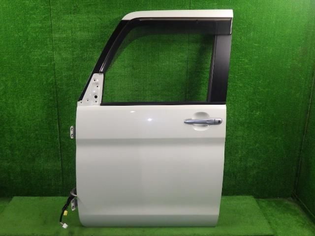 タント DBA-LA600S 左FドアASSY W24 白パール 67002-B2350 9175