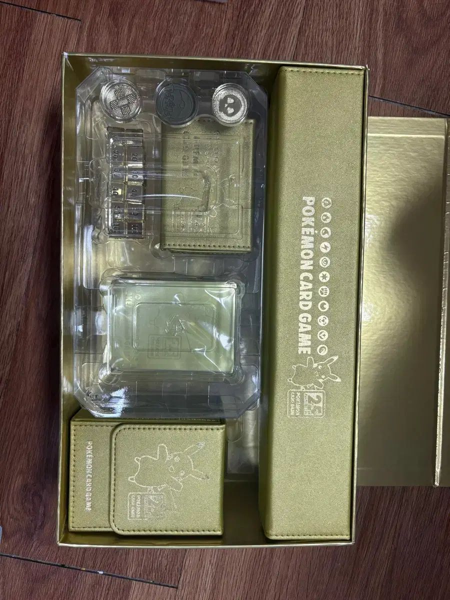 ポケットモンスターカード 25周年 ゴールデンボックス ポケットモンスター カード 含む