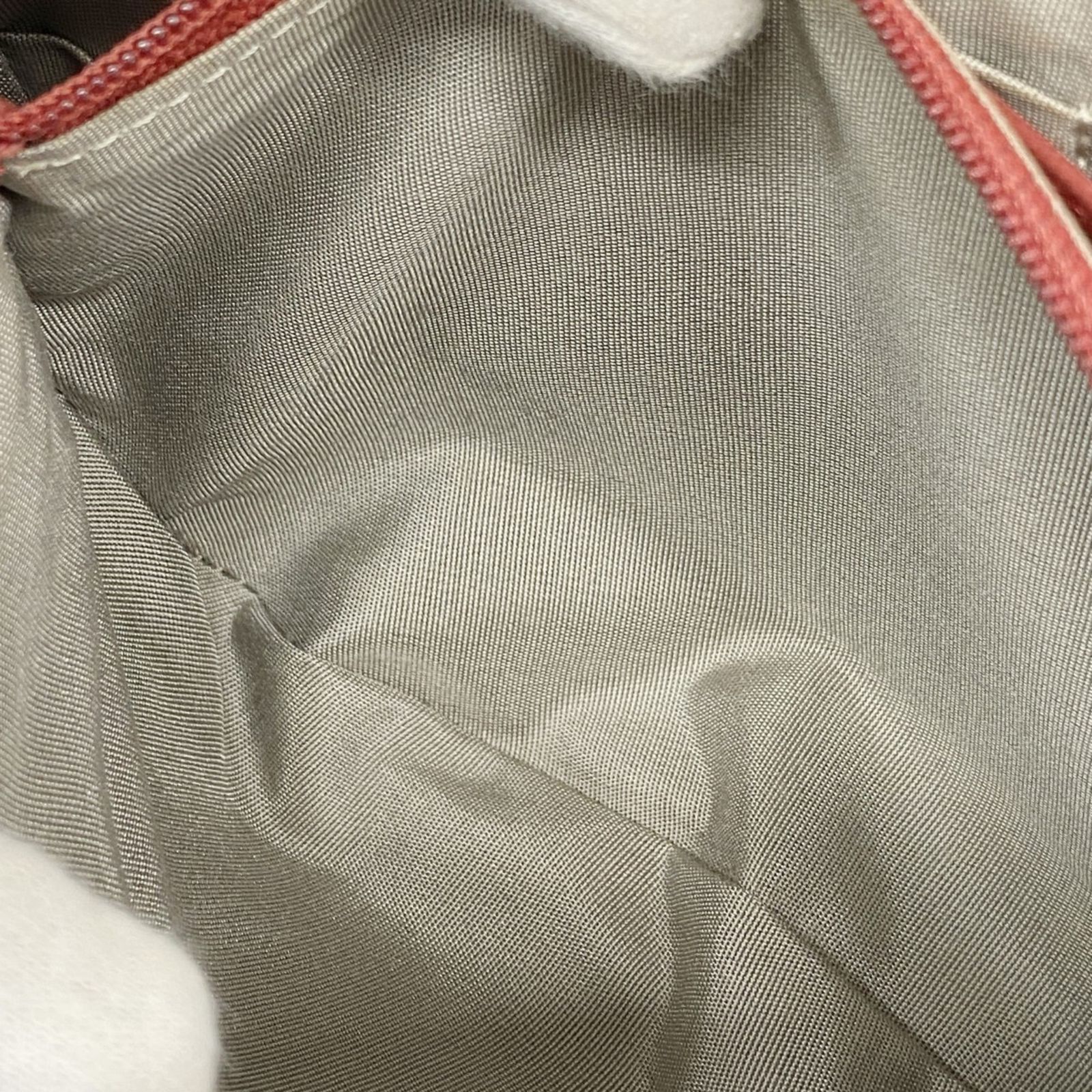 ショルダーウォレット マトラッセ