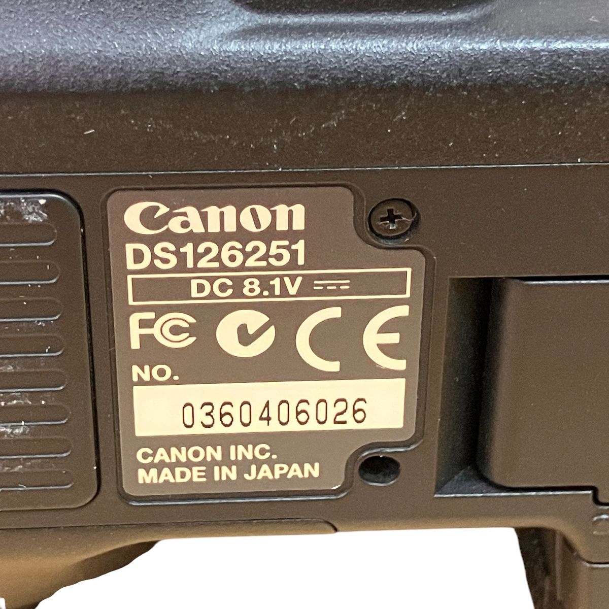 Canon DS126251 EOS 7D ボディデジタル一眼レフ カメラ キャノン 中古