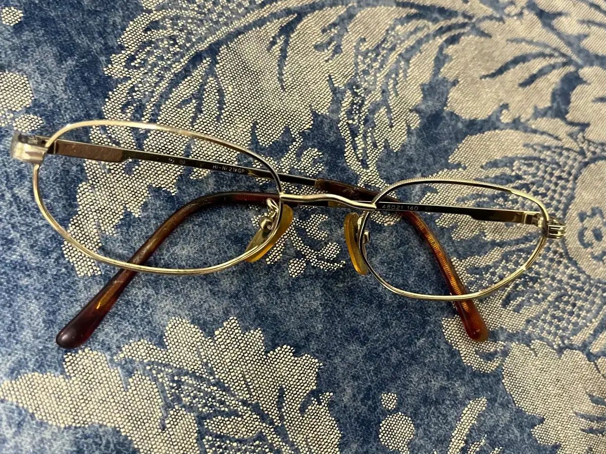 ヴィンテージ メガネフレーム ライダース 金縁 メガネ