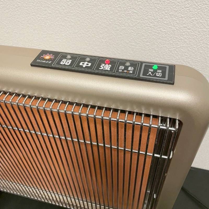 サンルミエ 遠赤外線暖房器 エクセラ750 N750L-GR - メルカリ