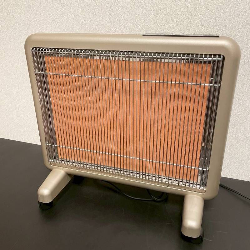 サンルミエ 遠赤外線暖房器 エクセラ750 N750L-GR - メルカリ