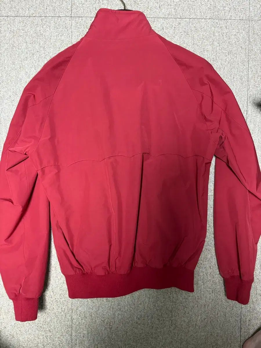 40 ヴァラ バラクータ g9 レッド - メルカリ