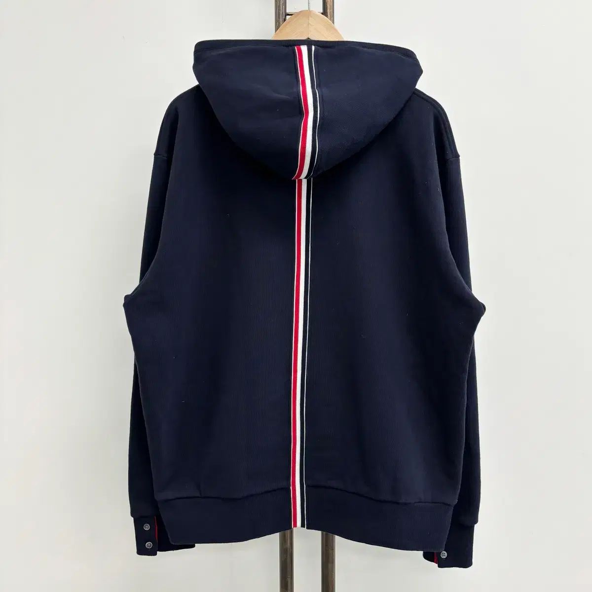 5 トム ブラウン バッグ白 3本線 Tシャツ