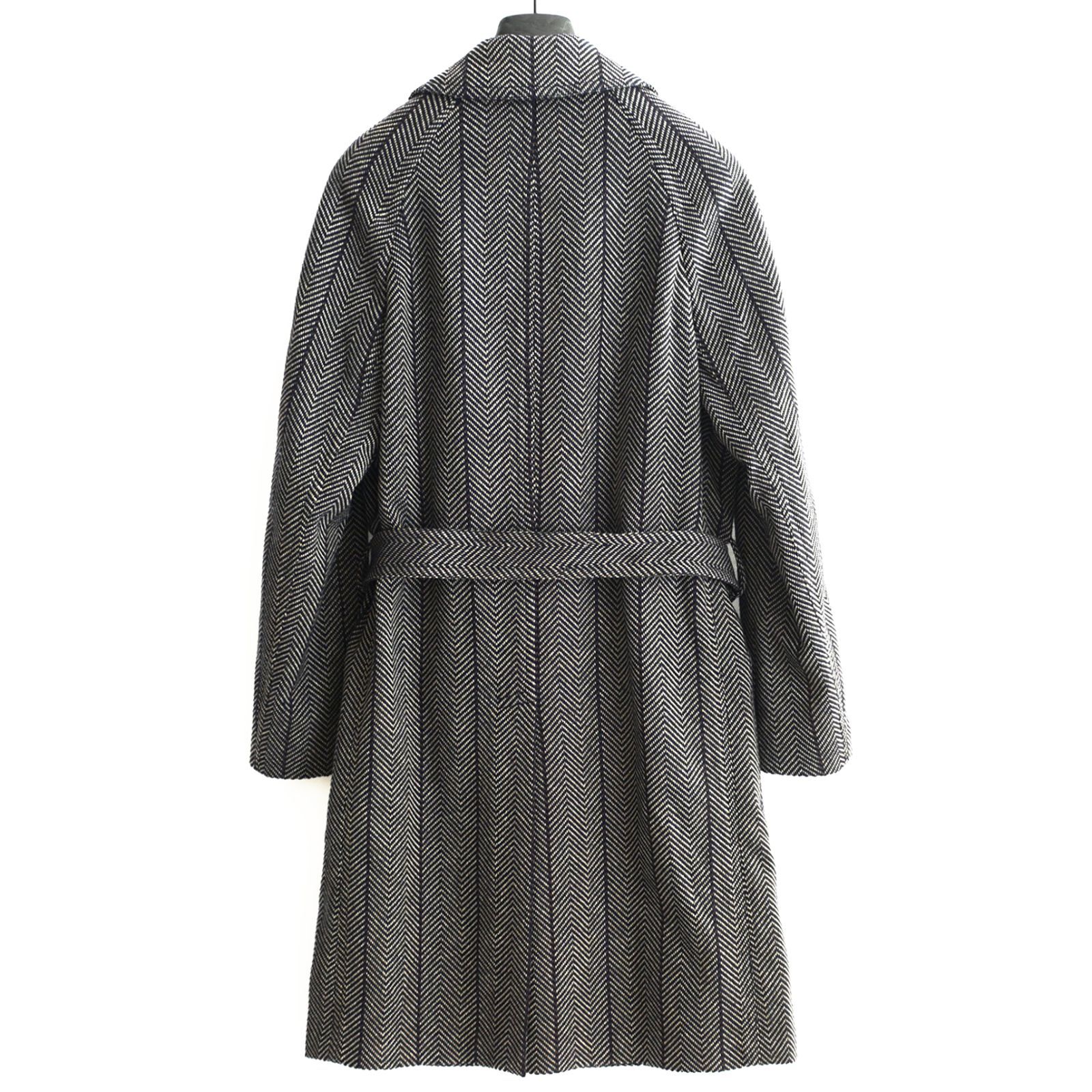 dt190○50○圧巻の存在感を纏う○LARDINIラルディーニ○暖かウール混紡