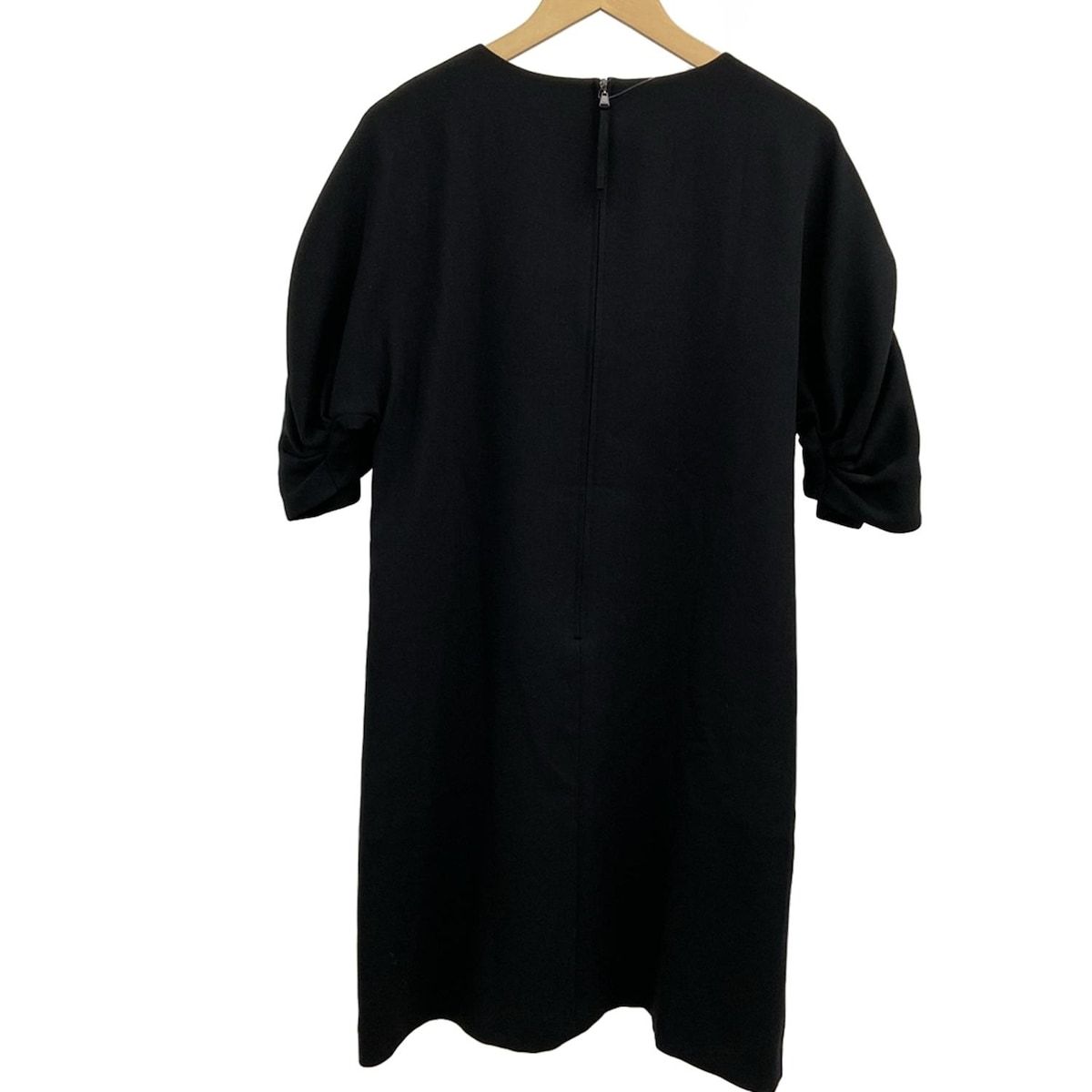 フォクシー　ミラネーゼ　ワンピース　サイズ40 FOXEY FOXEY(フォクシー) ワンピース サイズ40 M レディース美品 - 36779 黒