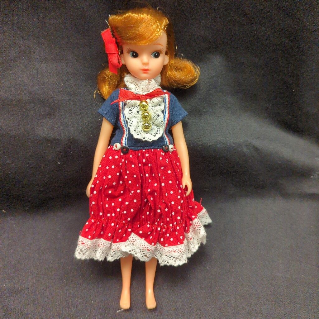 タカラ 復刻初代リカちゃん