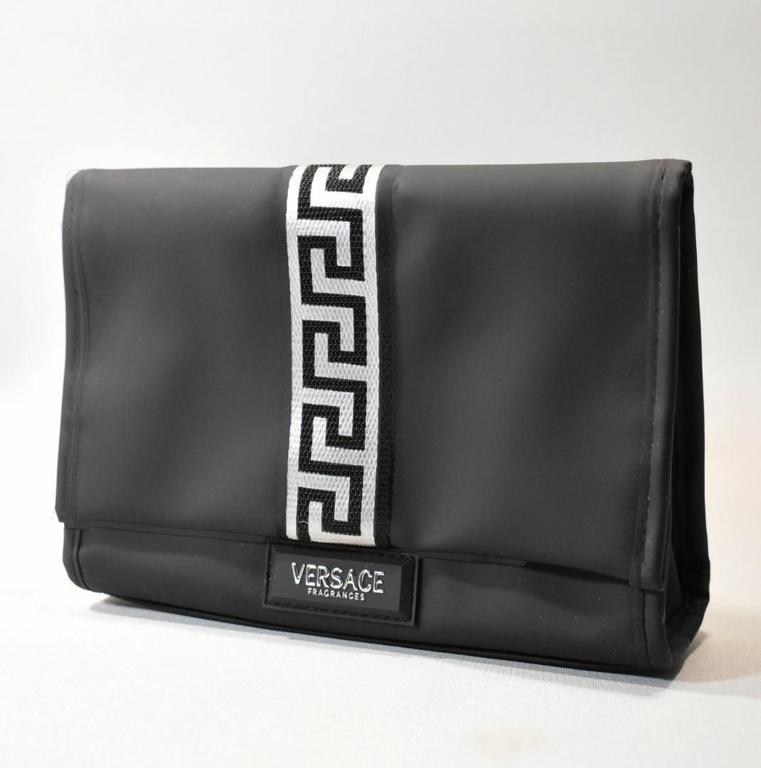 新品 タグ付き VERSACE ヴェルサーチ 黒 ポーチ verp11 新品未使用本物 VERSACE ヴェルサーチ ノベルティポーチ - メルカリ