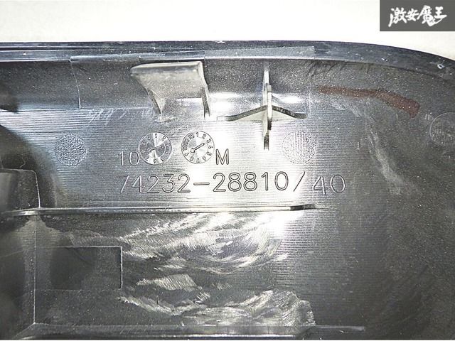 トヨタ 純正 ZRR80G 80 エスクァイア パワーウィンドウスイッチ PW