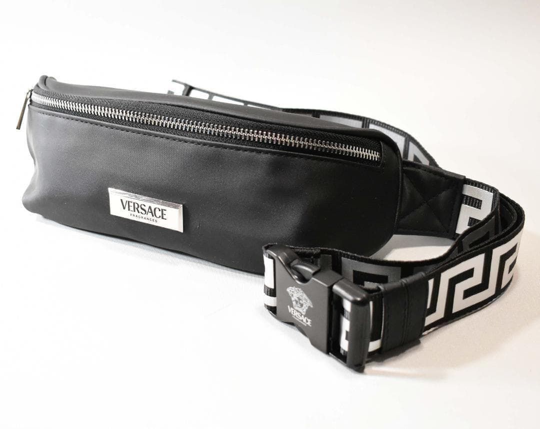 verp10 新品未使用本物 VERSACE ヴェルサーチ ノベルティサコッシュ 