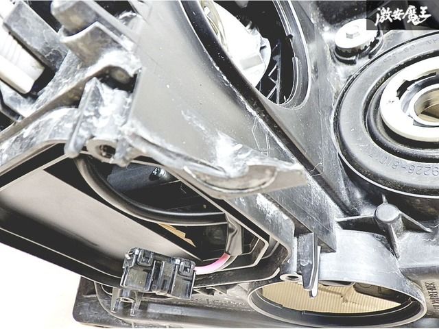 TOYOTA トヨタ 純正 ZVW30 30 プリウス 後期 HID キセノン ヘッド