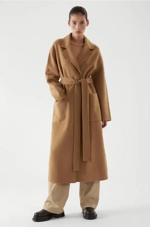 コスcos ベルト付き ウール ロングコート - メルカリ