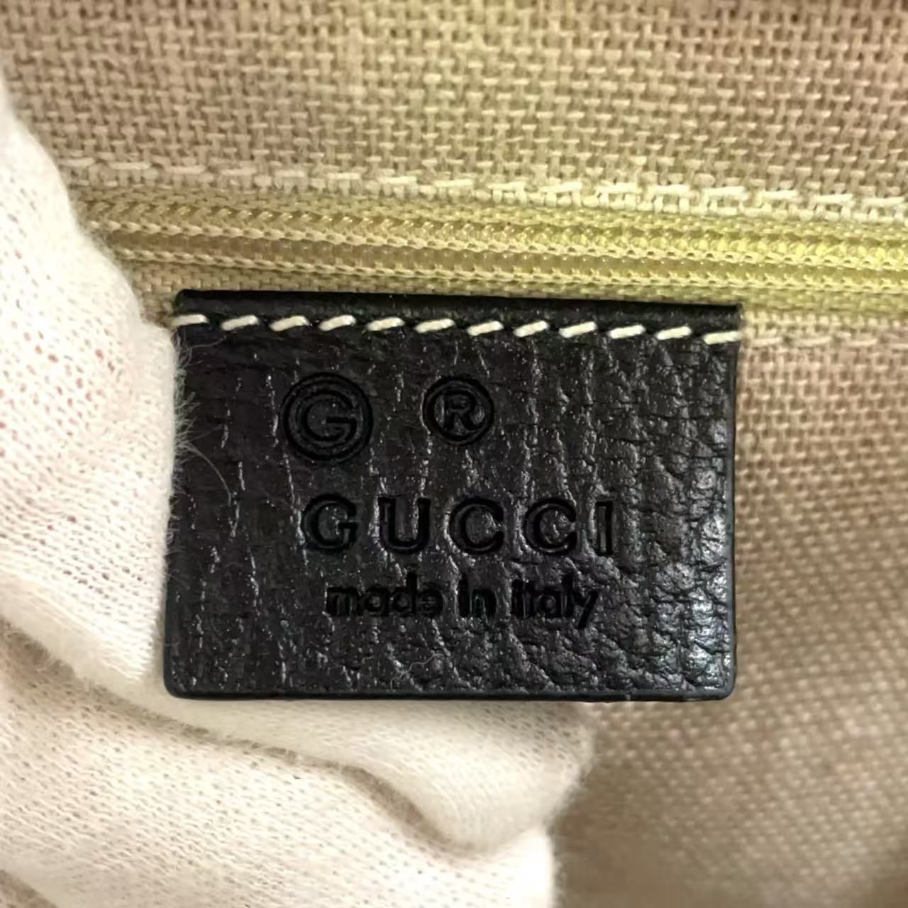 【メルカリ最安値】GUCCI インターロッキングG ショルダーバッグ GUCCI インターロッキングG チェーンショルダーバッグ - メルカリ