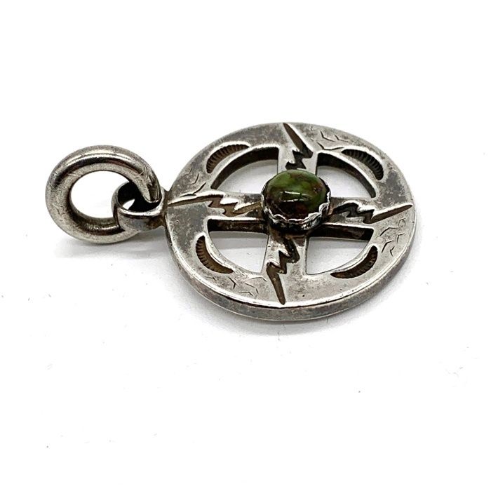 スタジオティーアンドワイ MEDICINE