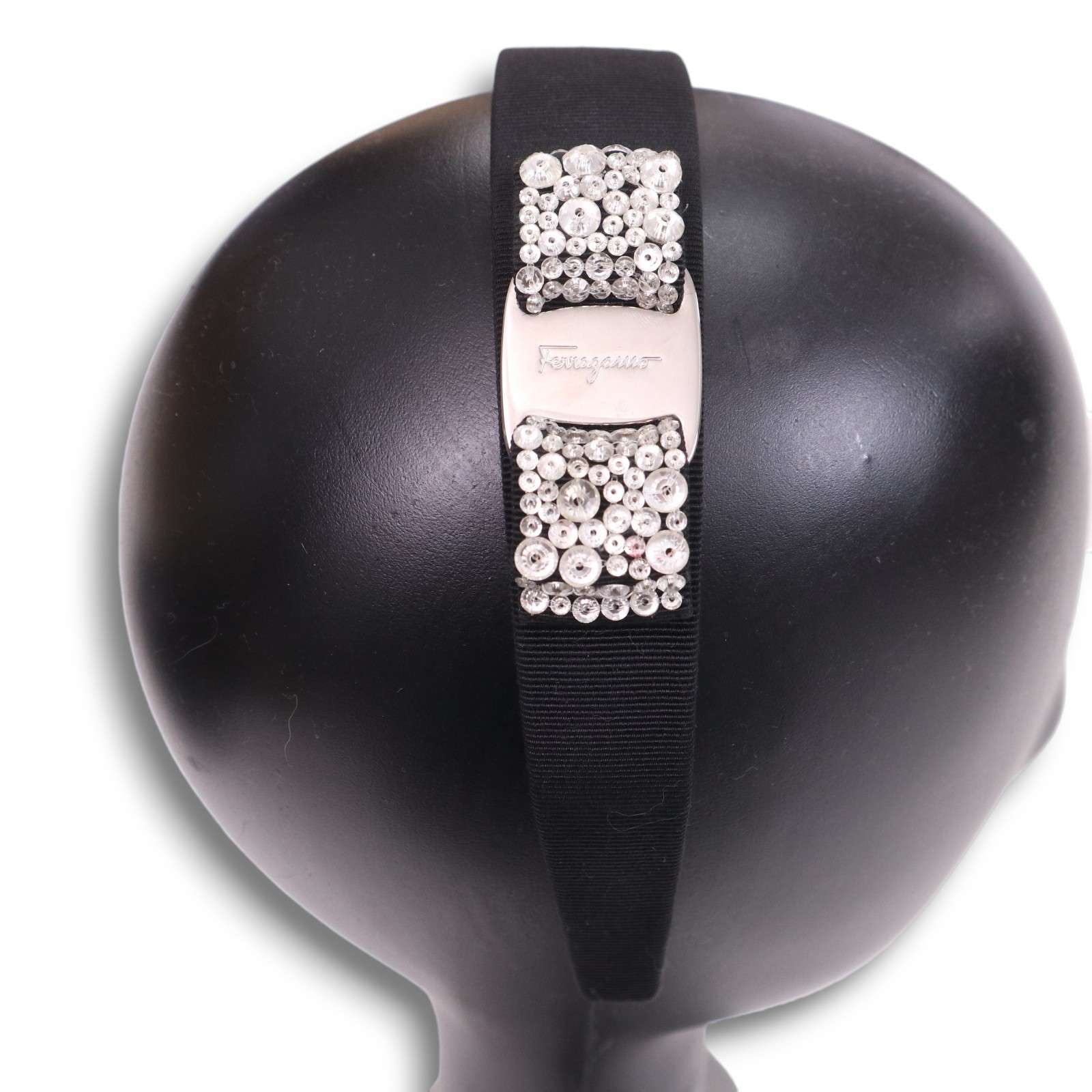 Salvatore Ferragamo サルヴァトーレ フェラガモ Vara ヴァラ