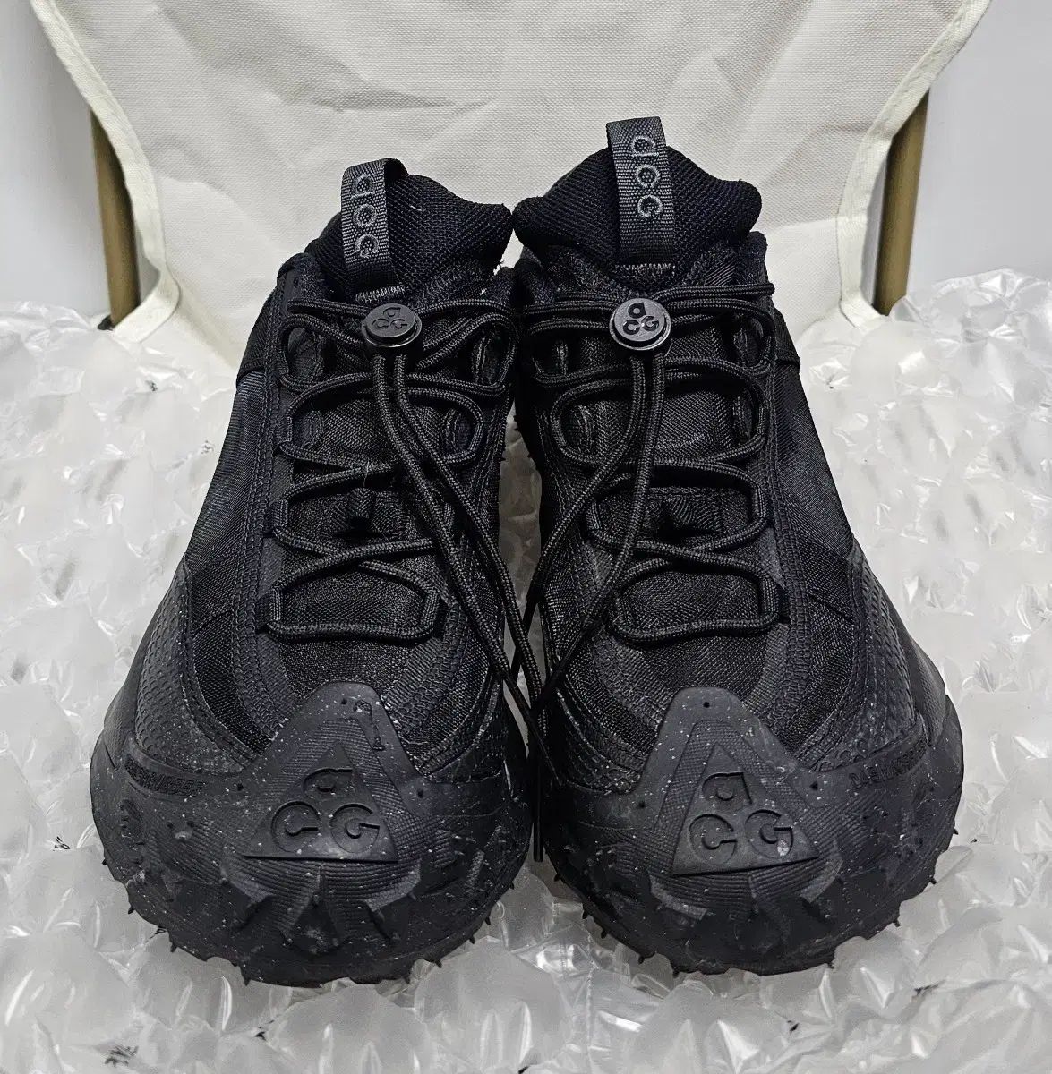 ナイキ ACG マウンテン フライ 2 ロー ブラック 265