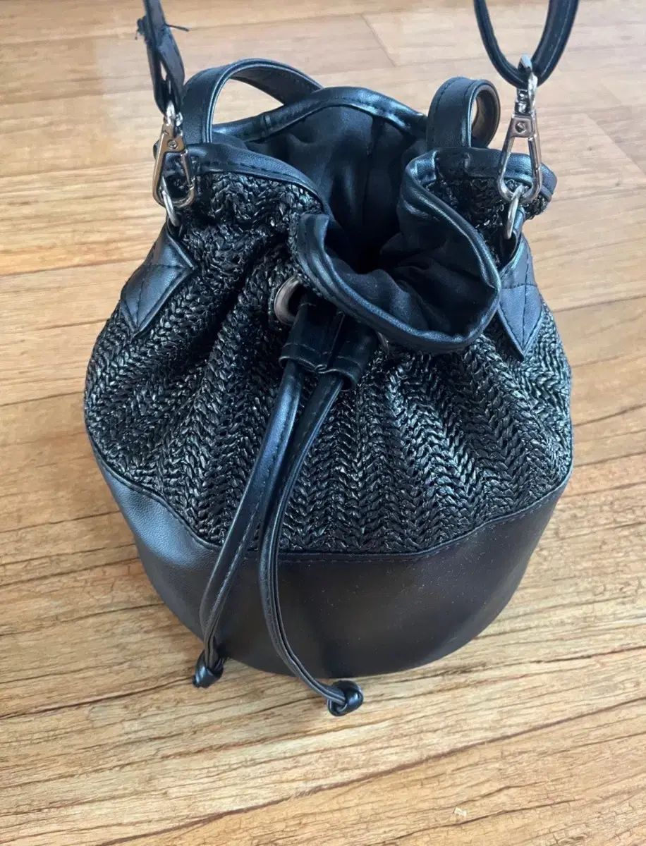 ほぼ 巾着バッグ ブラック トートバッグ クロスバッグ