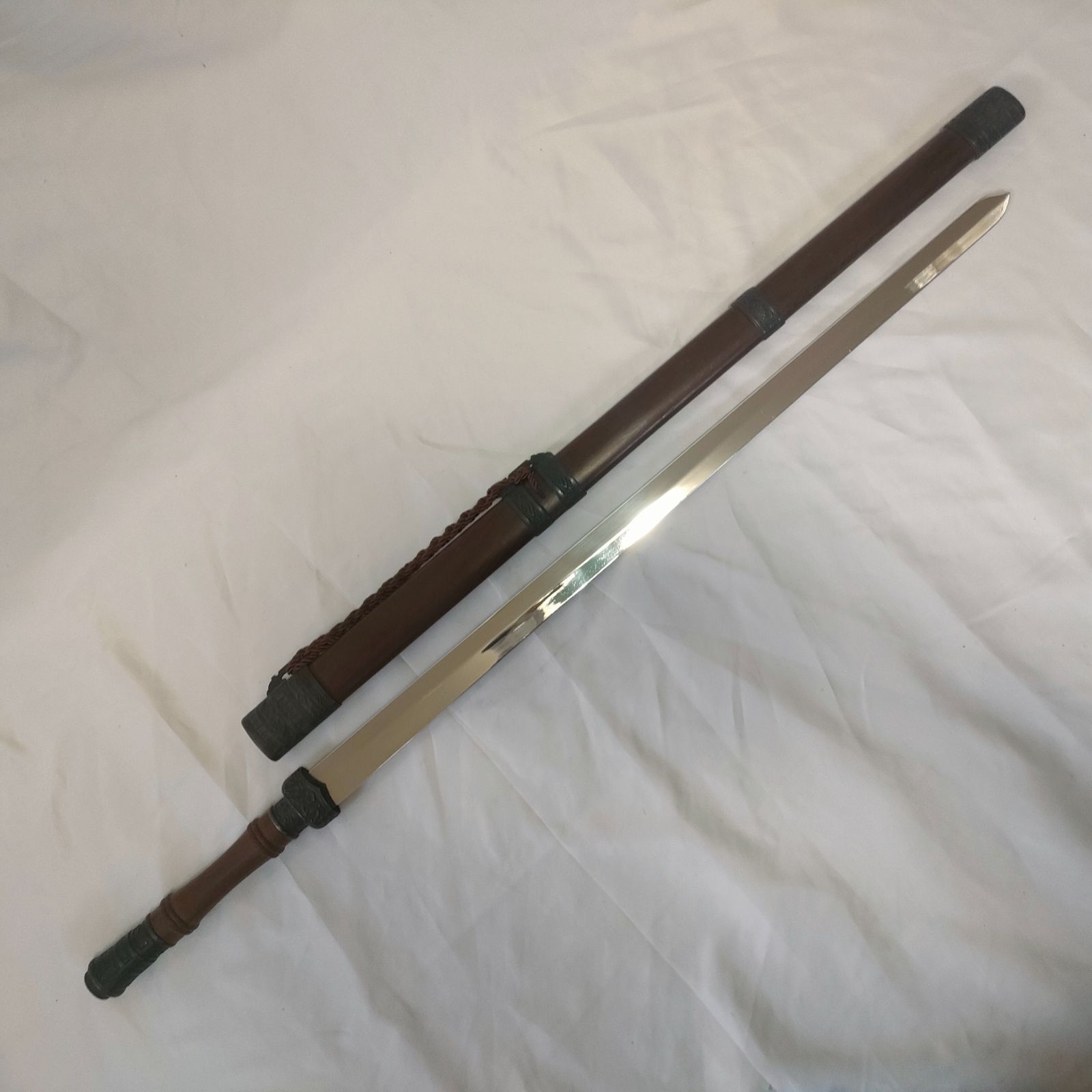 ○旧在庫品○ 秦剣旧版 アルミ合金刀身 模造刀 C26 - メルカリ