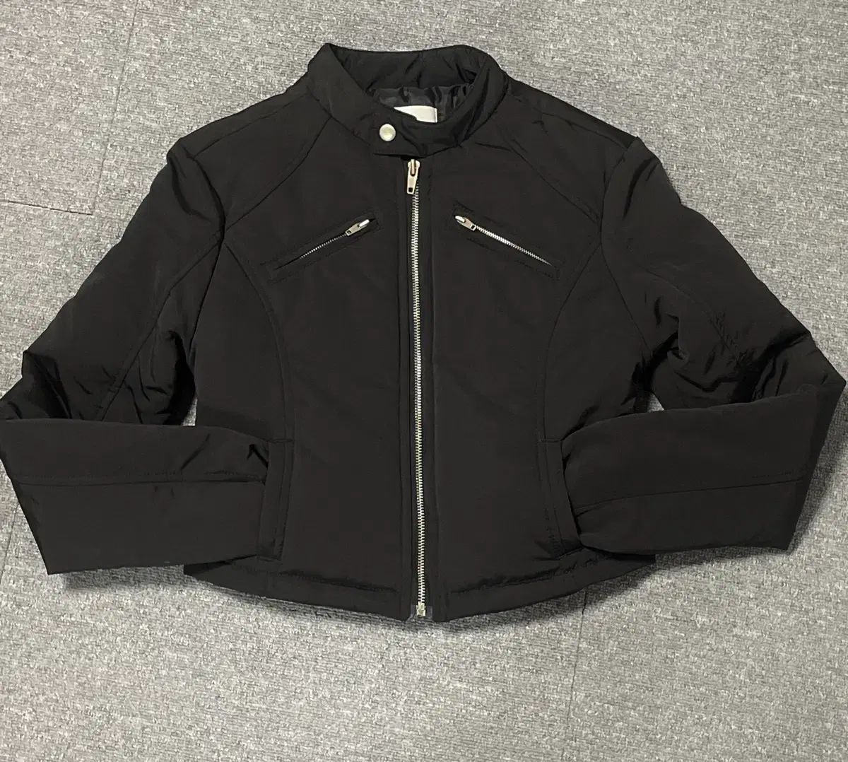 3オンス クロップド ブラック ダウン ライダー ジャケット