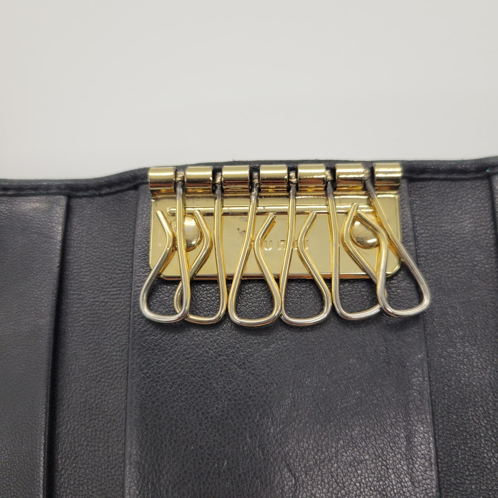 MIU MIU ミュウミュウ マテラッセ レザー 6連キーケース ブラック