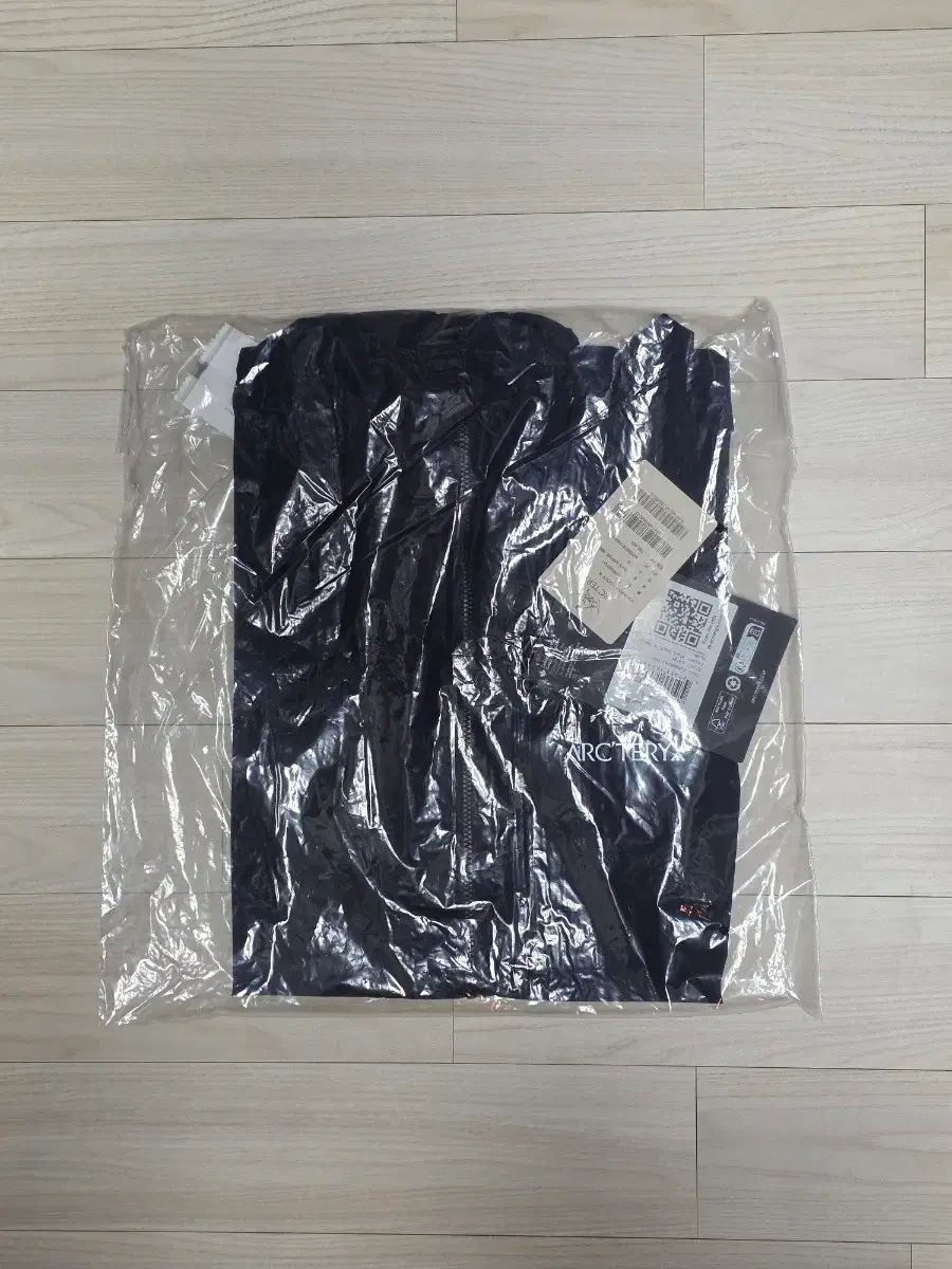 ARC TERYX スコーミッシュ ブラック サファイア