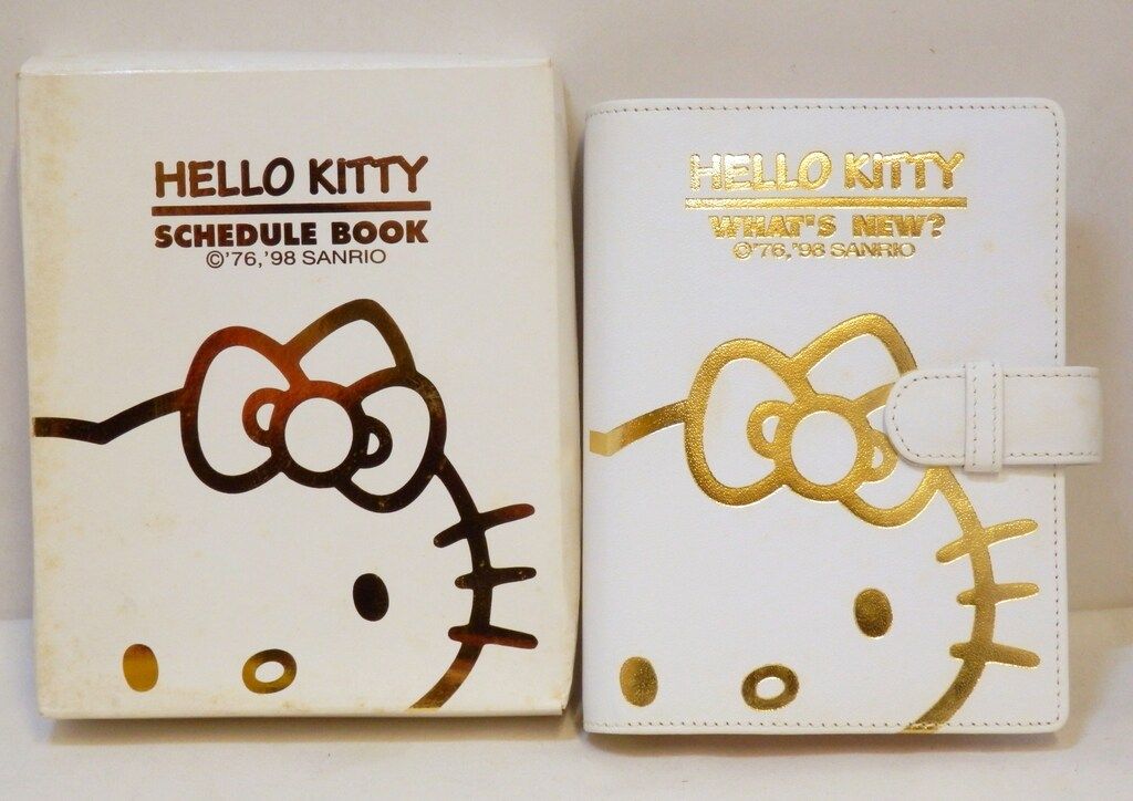 サンリオ ハローキティ カオハナデザインシリーズ 牛革スケジュール