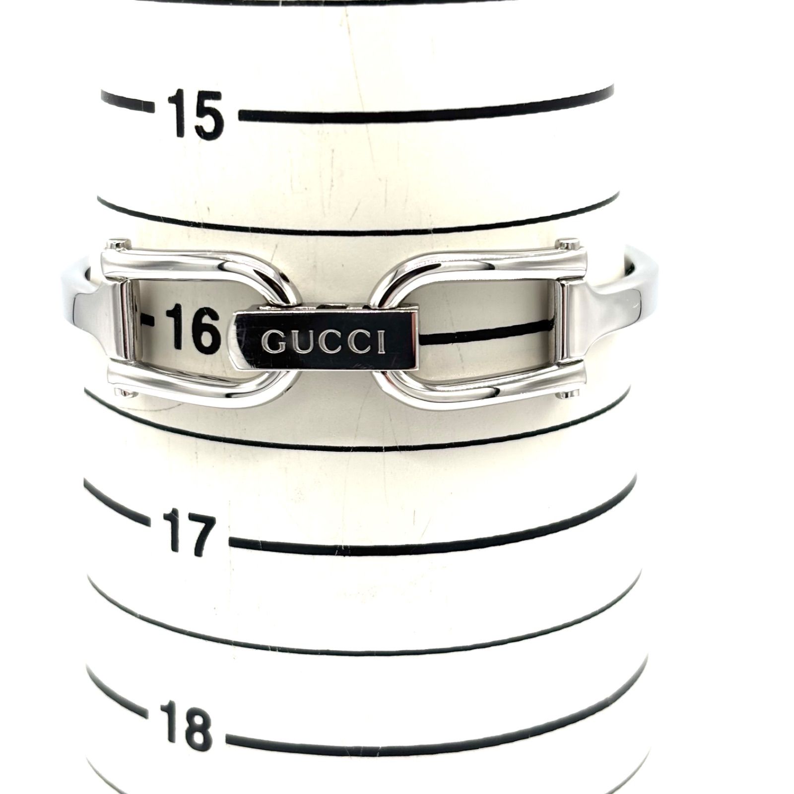 新品ムーブメント・美品・1年保証】GUCCI 1500L シェル文字盤 シルバー