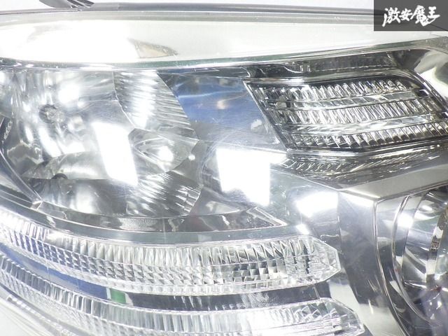 トヨタ 純正 ANH10W MNH10W 10系 アルファード 後期 HID ヘッドライト
