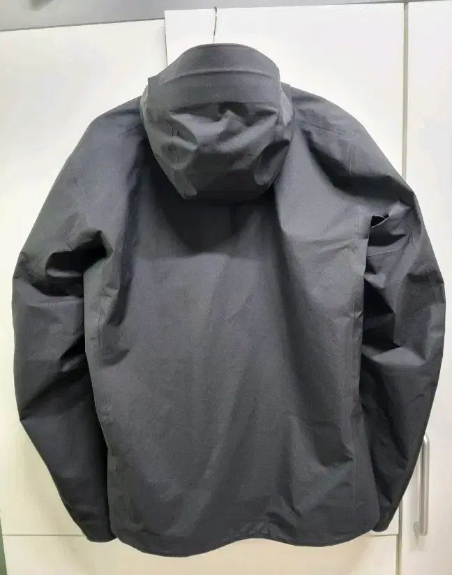 ARC TERYX アークテリクス ベータ ジャケット マン ミディアム