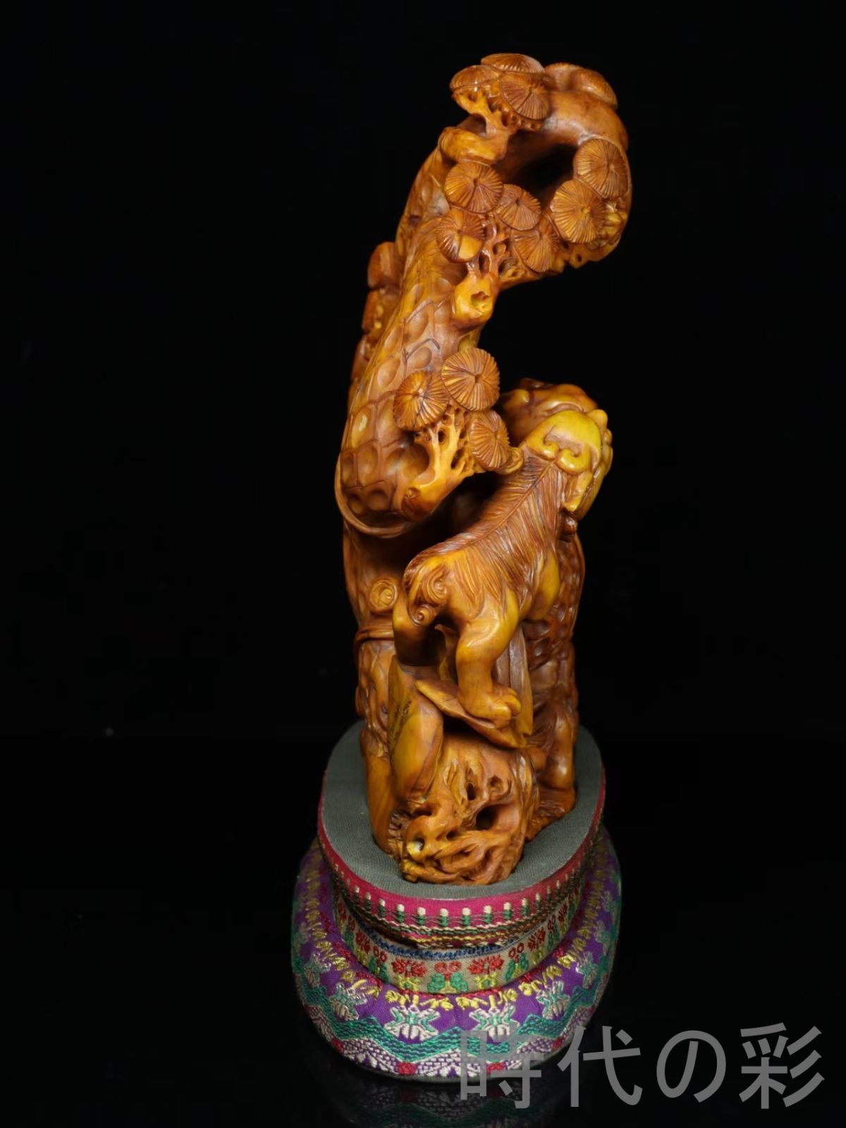 寿山田黄石 獅子】篆刻家 滄作款 旧蔵重器 2.65kg 精巧細工