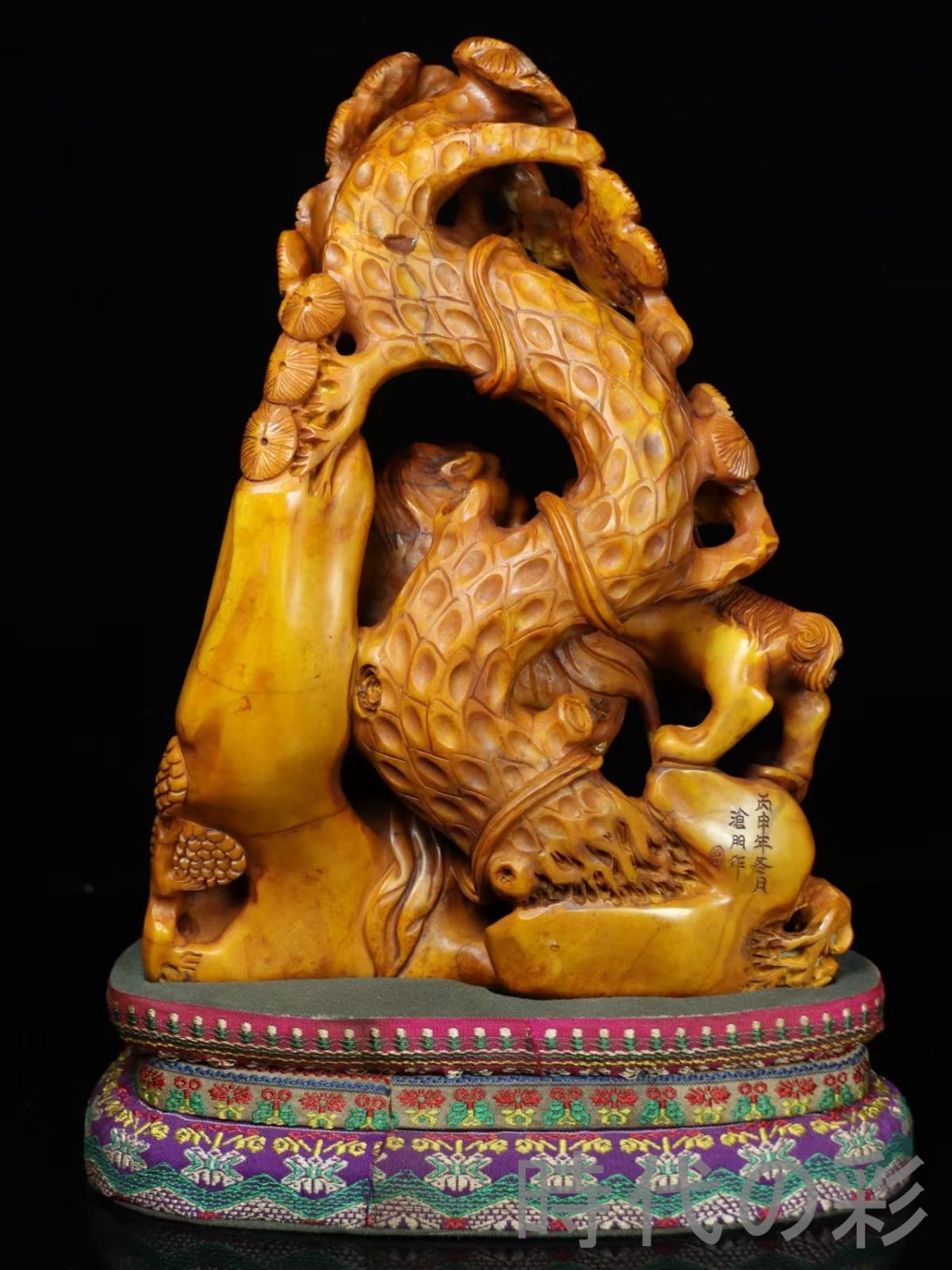 中国美術　寿山石　青田石　石彫刻　獅子　置物　インテリア 寿山田黄石 獅子】篆刻家 滄作款 旧蔵重器 2.65kg 精巧細工