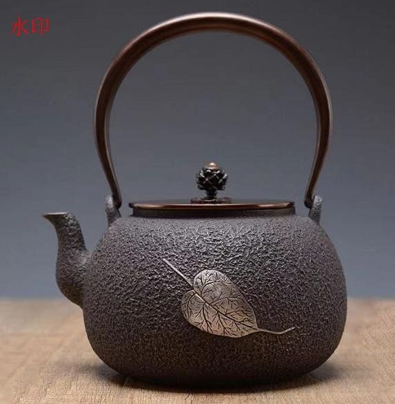 手作り鉄 やかんを沸かす お茶の道具 砂鉄 鉄壺 コーティングなし 600ML