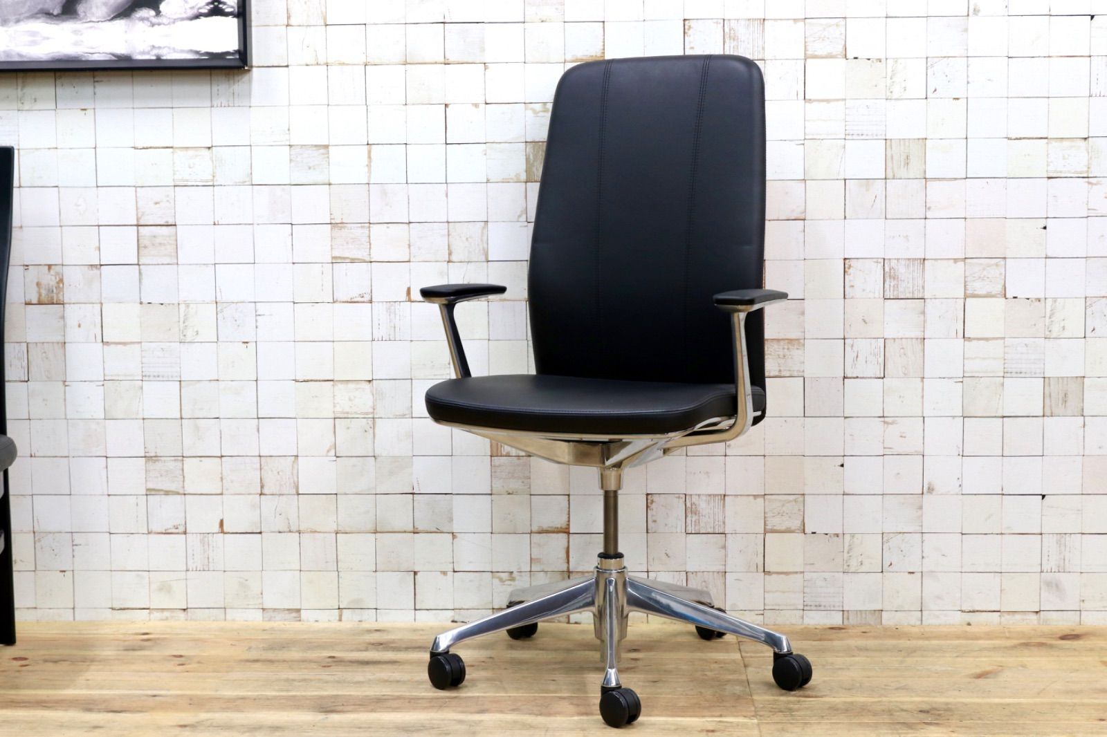 GMIK678C okamura オカムラ CRAFTIE クラフティー デスクチェア オフィスチェア アームチェア 本革 ウォールナット 定価約38万