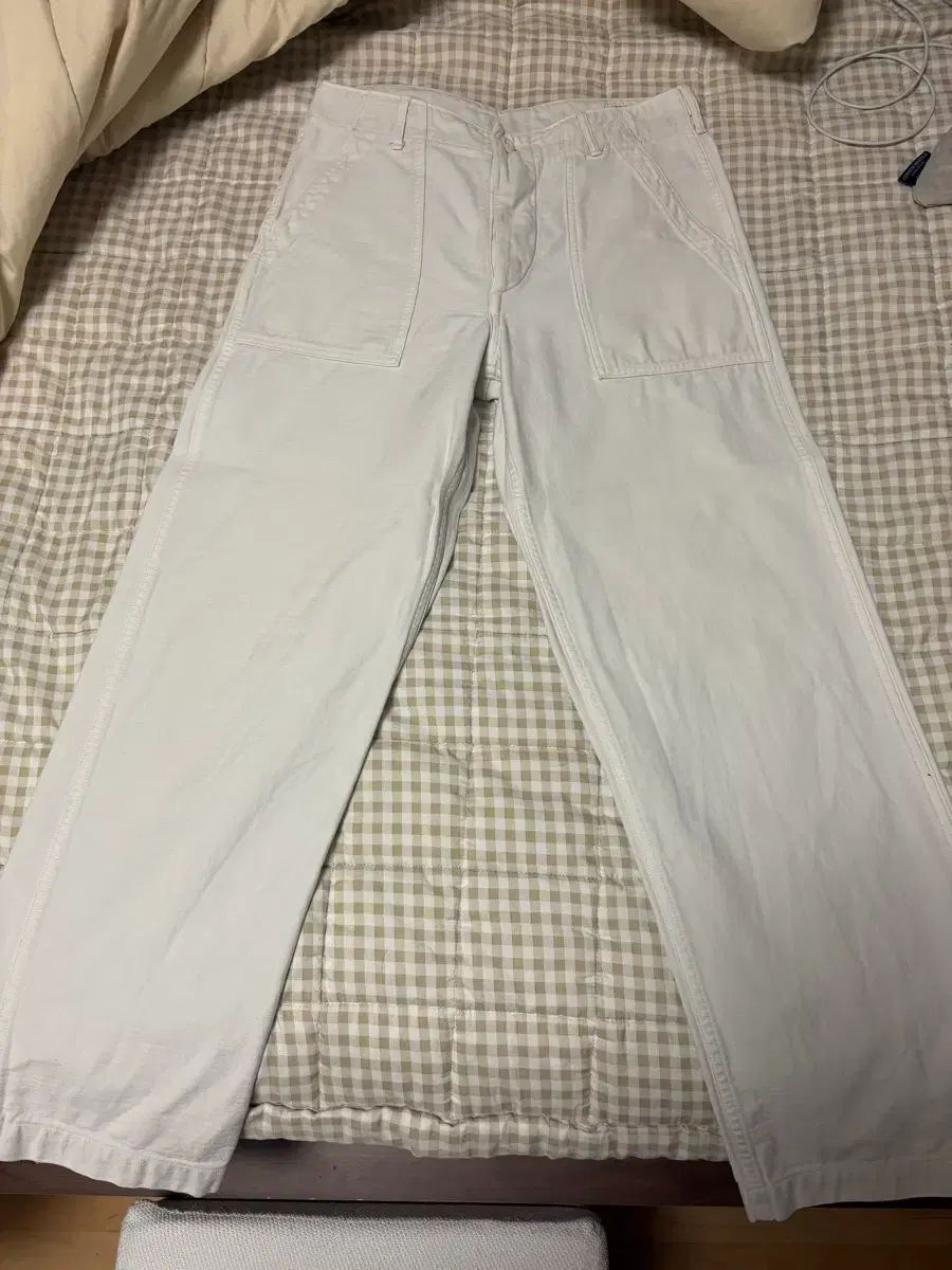 オアスロウ ファティーグパンツ 白