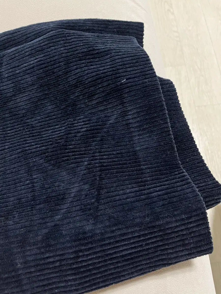 コーデュロイパンツ