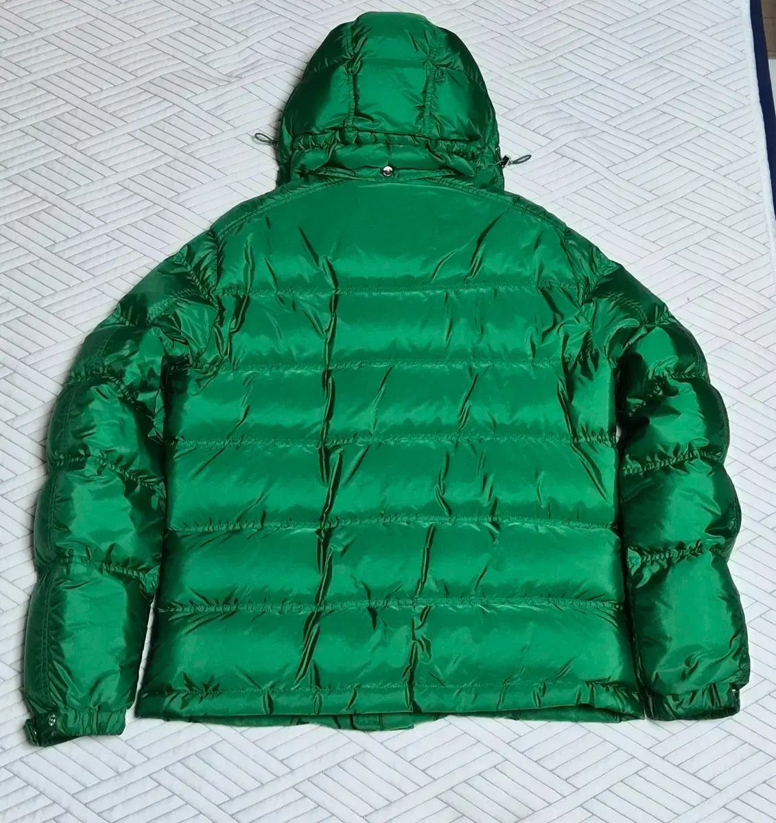 プラダ ダウン 100 105 グリーン 77 52 サイズ SGH573 - メルカリ