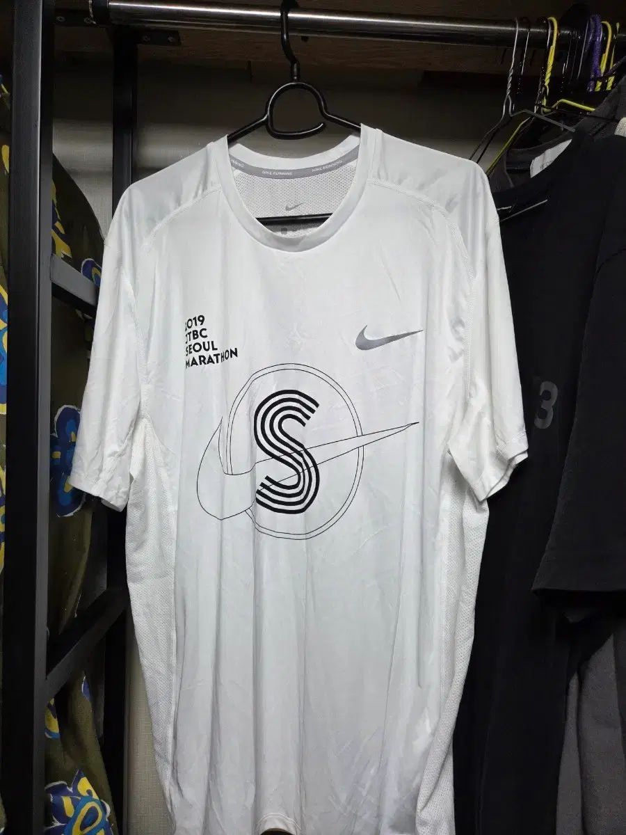 XXL 2019 NIKE JTBC ソウル マラソン 記念 Tシャツ