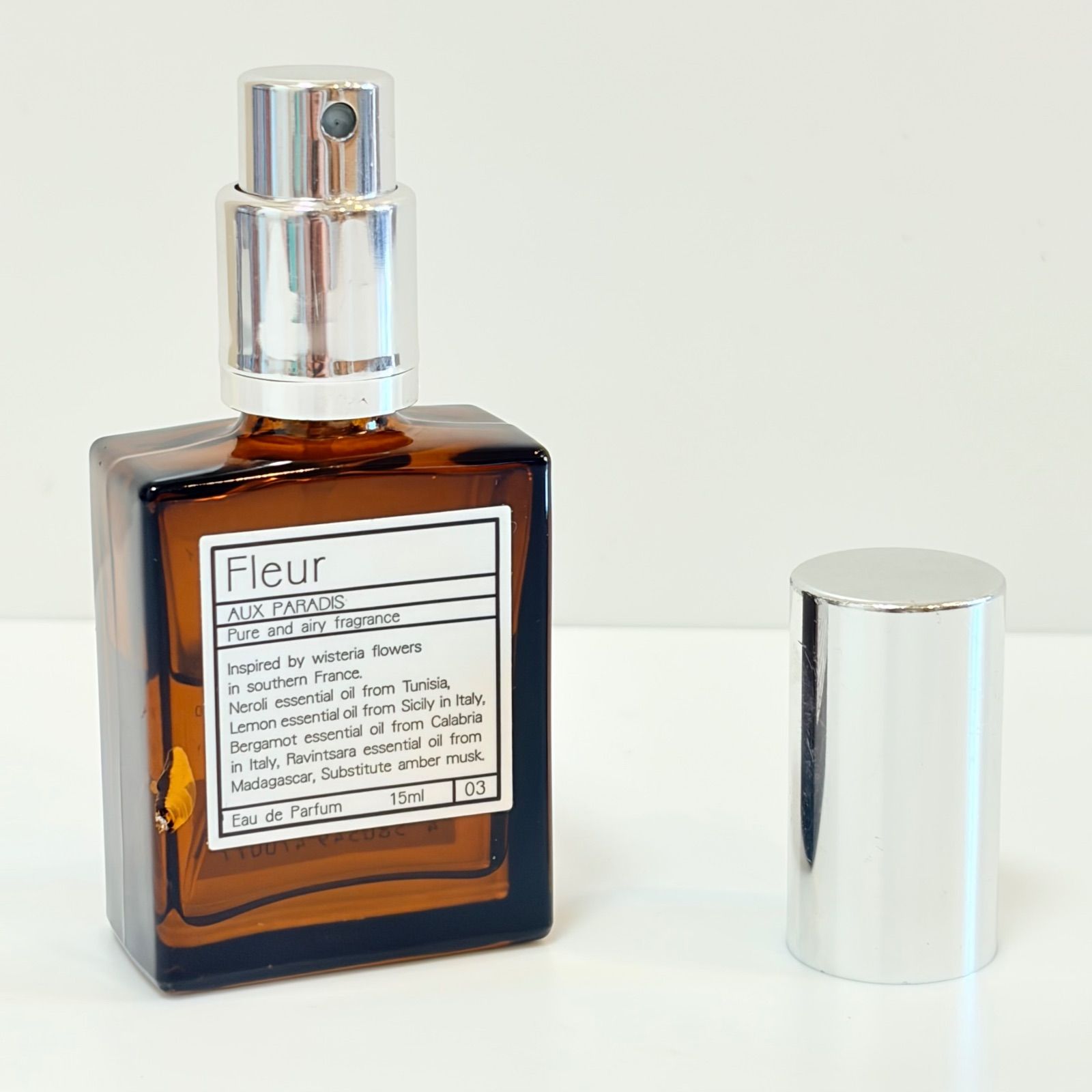 AUX PARADIS パルファム03Fleurフルール 15ml オードパルファム #03 Fleur〔フルール〕 15ml / AUX PARADIS