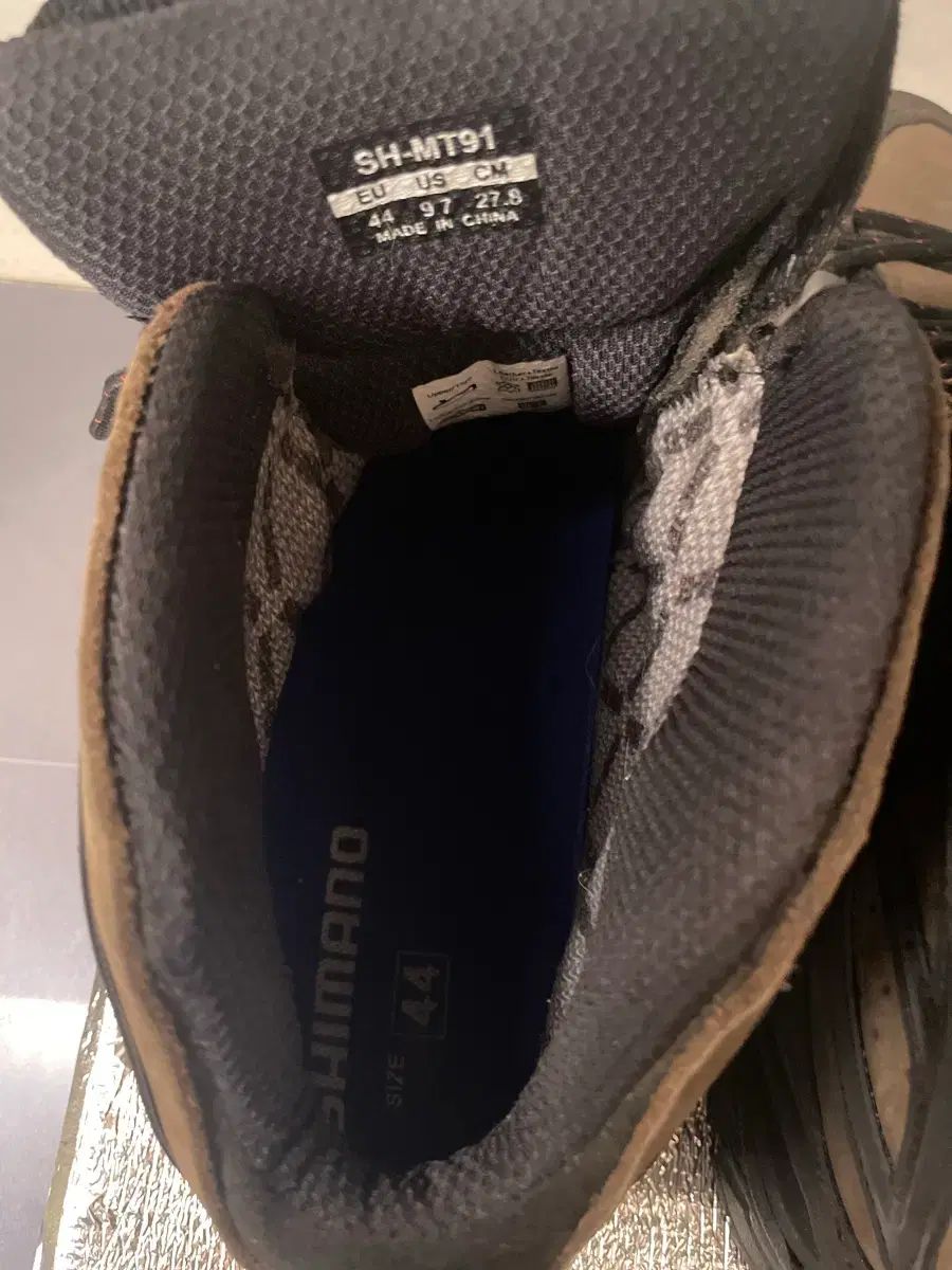  シマノ SH MT 91 DARK BROWN GORE TEX 登山靴 兼 自転車 靴 ソーラーランタン 登山靴 トレッキングシューズ アウトドアシューズ