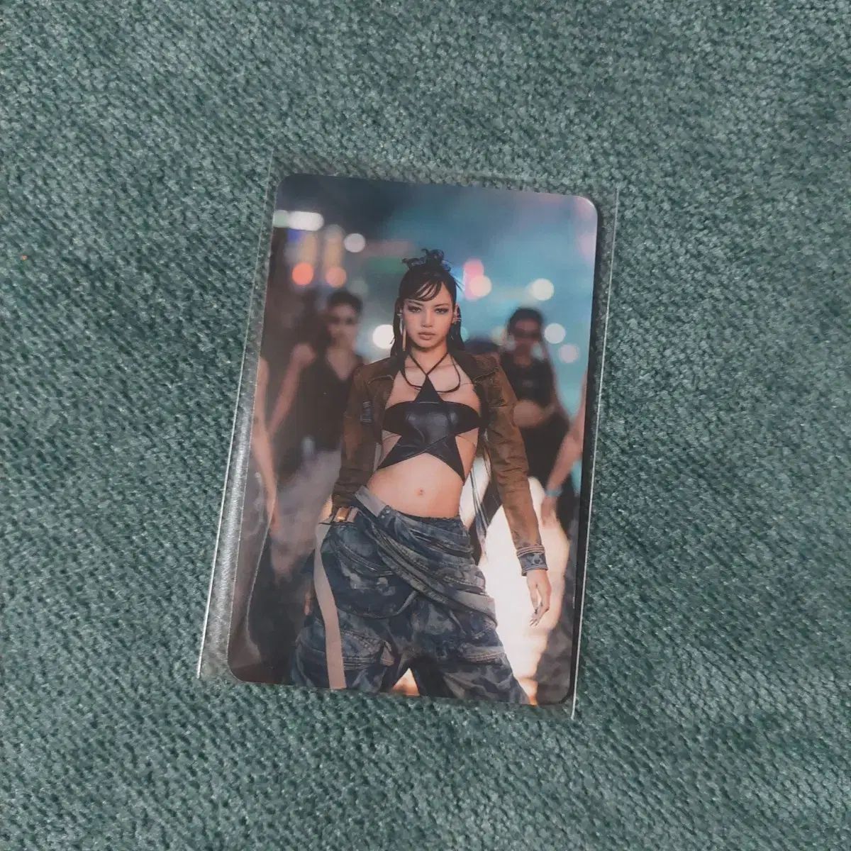BLACKPINK リサ 限定 トレカ - メルカリ