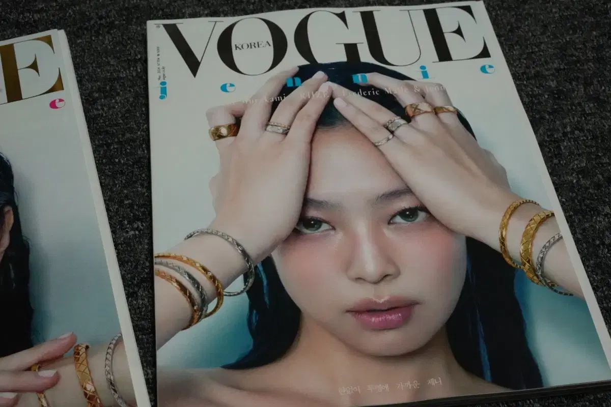  VOGUE コリア 2025 号 表紙 BLACKPINK ジェニ その他 本
