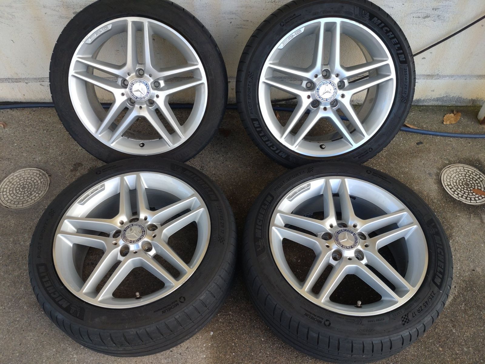 メルセデスベンツ W 204 Cクラス AMGライン 17インチ 7 5 J 47 8 58 PCD 112 H ＆ 235 45 R 17 255 40