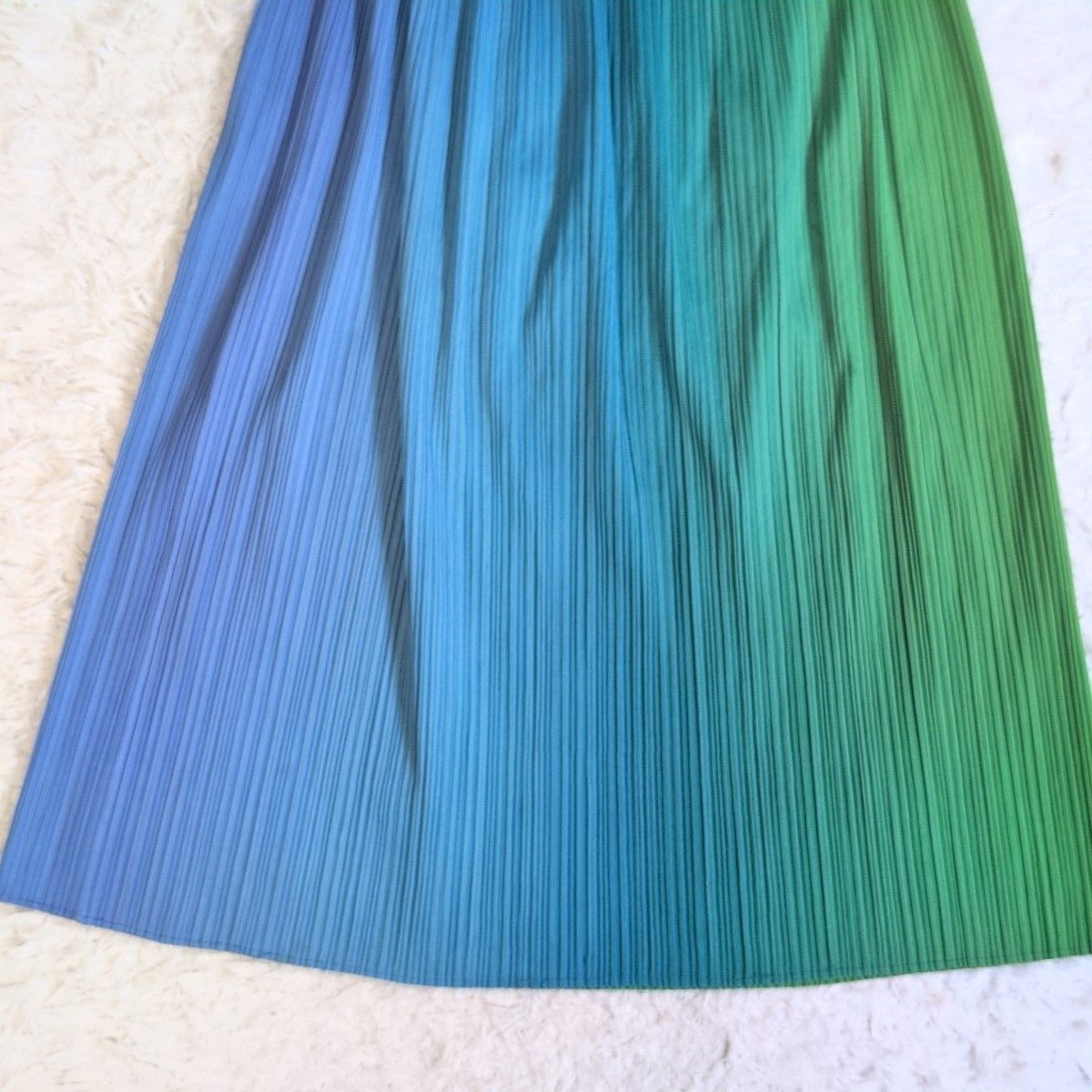 希少✨ PLEATS PLEASE ISSEY MIYAKE プリーツプリーズイッセイミヤケ