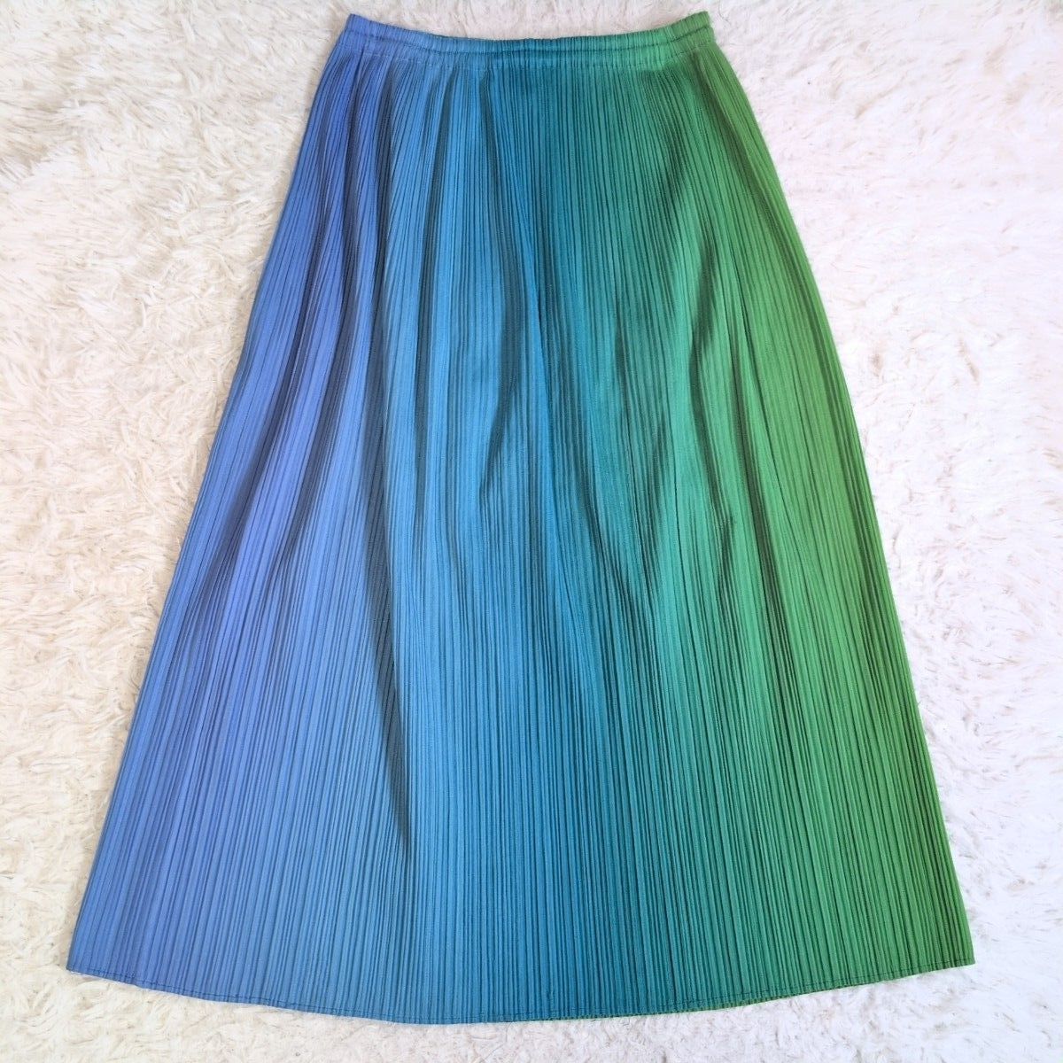 希少✨ PLEATS PLEASE ISSEY MIYAKE プリーツプリーズイッセイミヤケ
