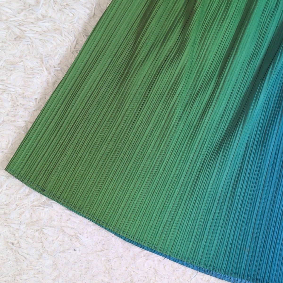 希少✨ PLEATS PLEASE ISSEY MIYAKE プリーツプリーズイッセイミヤケ