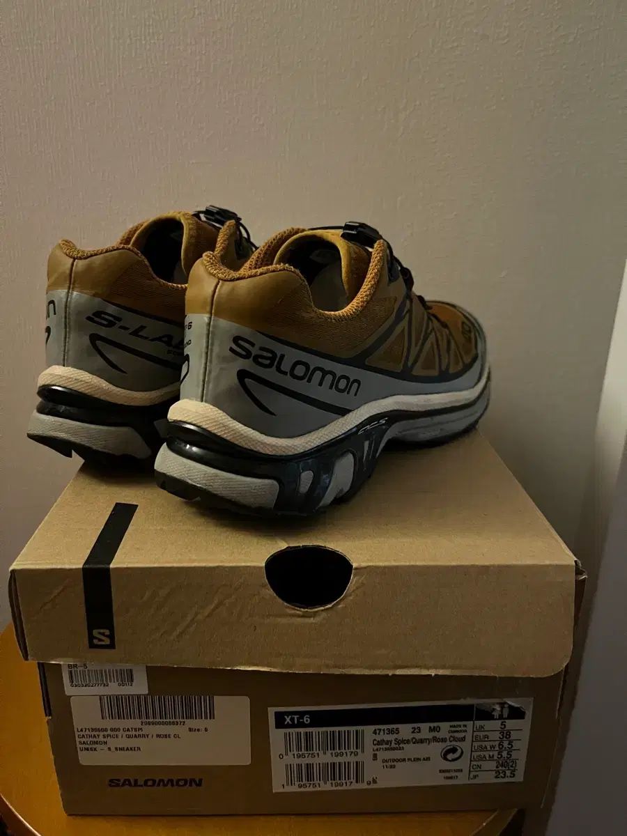  SALOMON XT-6 SPY×FAMILY スパイファミリー Spice 235 登山靴 トレッキングシューズ アウトドアシューズ