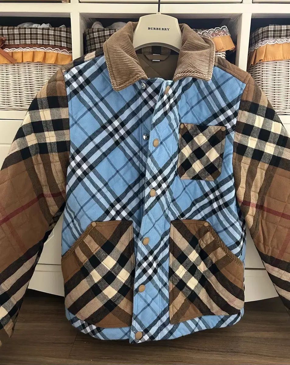 【未使用】BURBERRY  バーバリー　100cm キルティングジャケット バーバリー キルティング ジャケット 12y - メルカリ