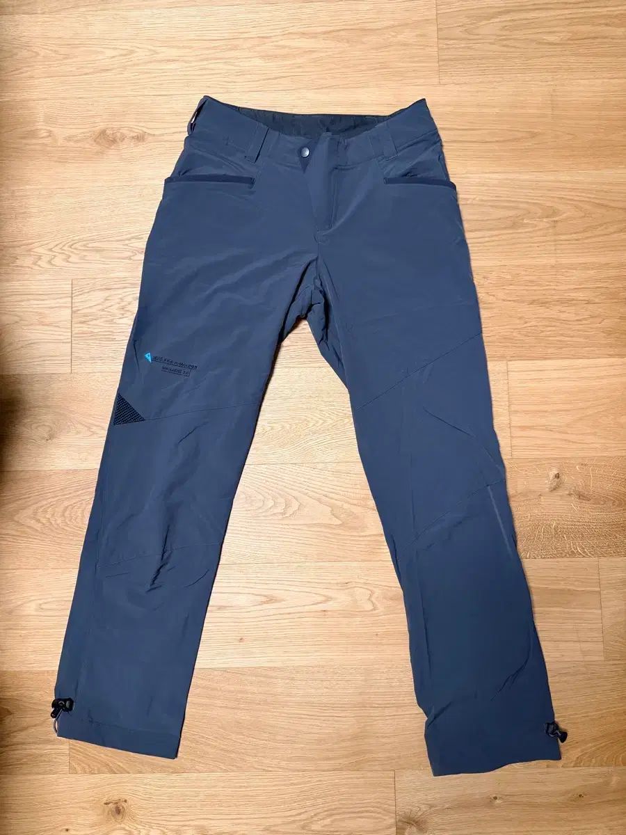 クレッタルムーセン バナディス 2 0 メンズ 登山 ズボン S レイヴン