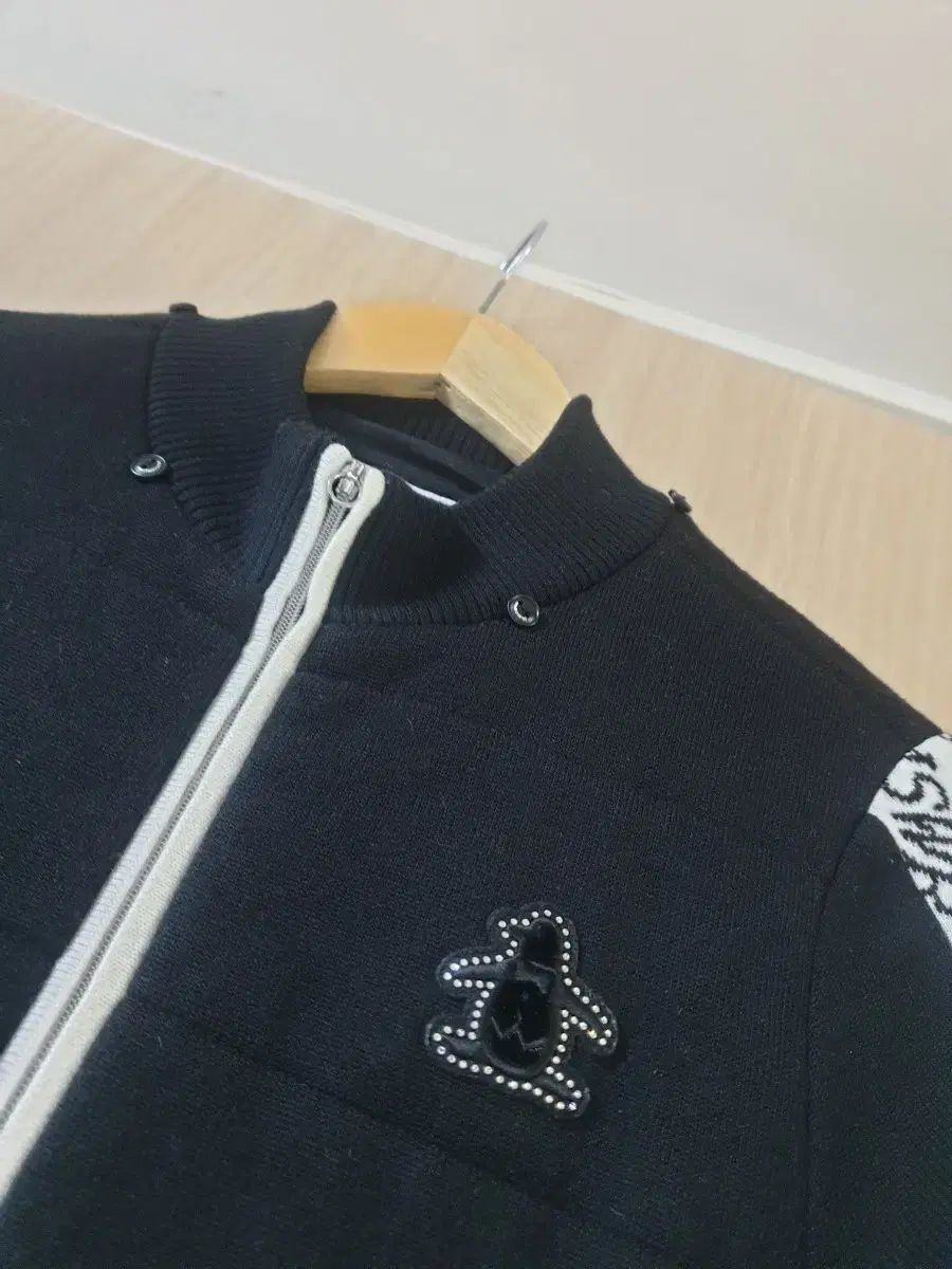 マンシングウェア 防風 ジップアップ ジャケット